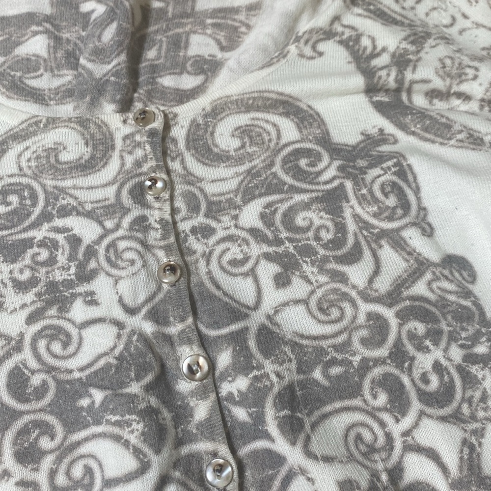 Beautiful Unique Cardigan Sweater - Picture 2 of 5